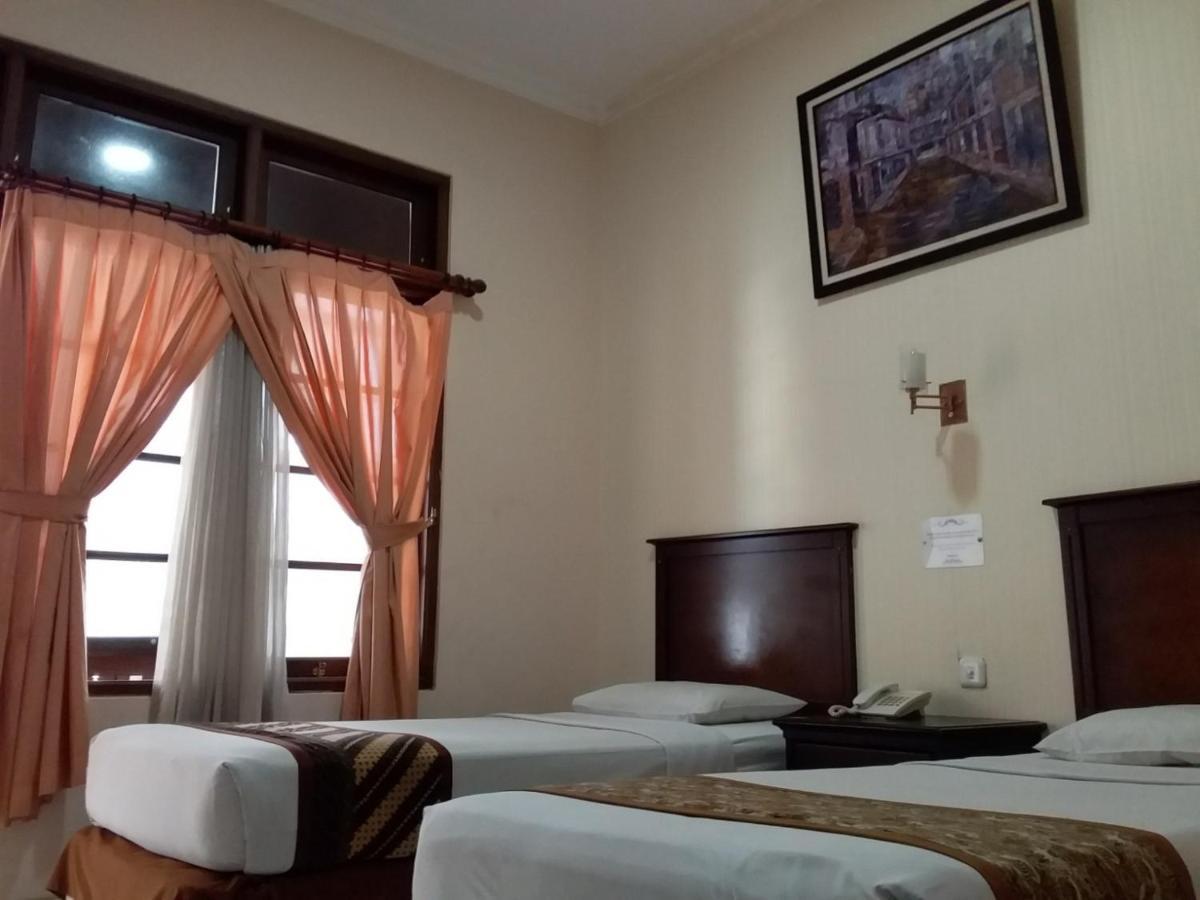 Malioboro Inn Hotel Yogyakarta Exterior foto