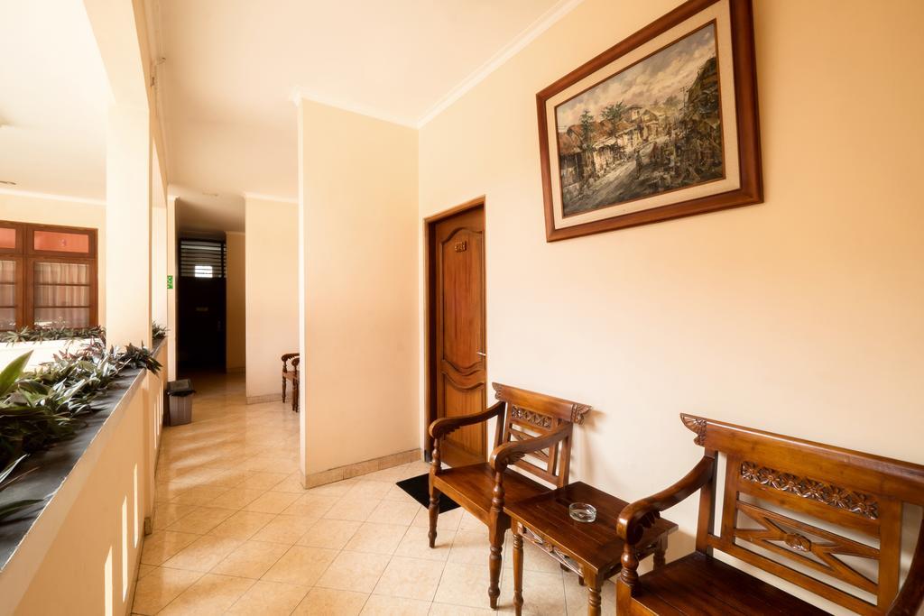 Malioboro Inn Hotel Yogyakarta Exterior foto